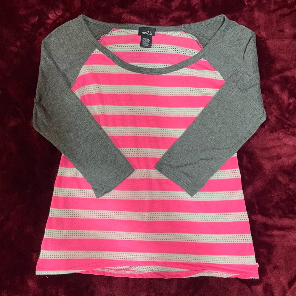 Rue 21 SIZE MEDIUM 3/4 sleeve super soft polyester/rayon blend and mesh tee